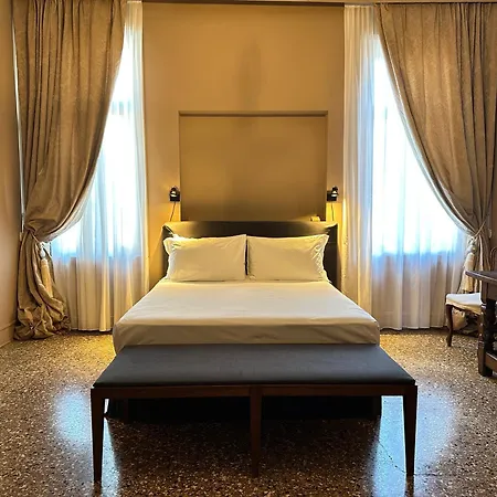 Palazzo Del '400
