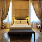 Palazzo Del '400